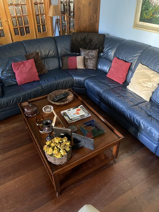 Sofa em pele de 6 lugares
