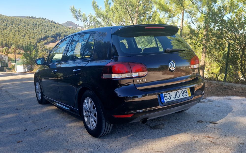 VW Golf VI 1.6 Tdi Bluemotion — photo 4