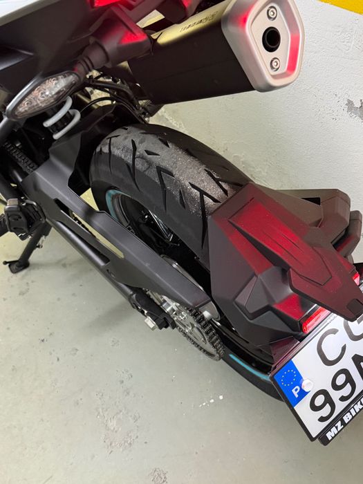 CFMOTO 125 NK (nova com 2 meses)