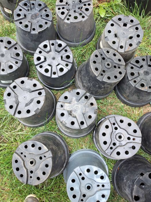 Doniczki osłonki plastikowe od 17 cm -25cm 70szt