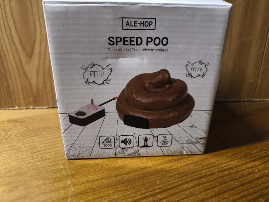 Robô Coco com Comando.
Brinquedo divertido em forma de coco com contro