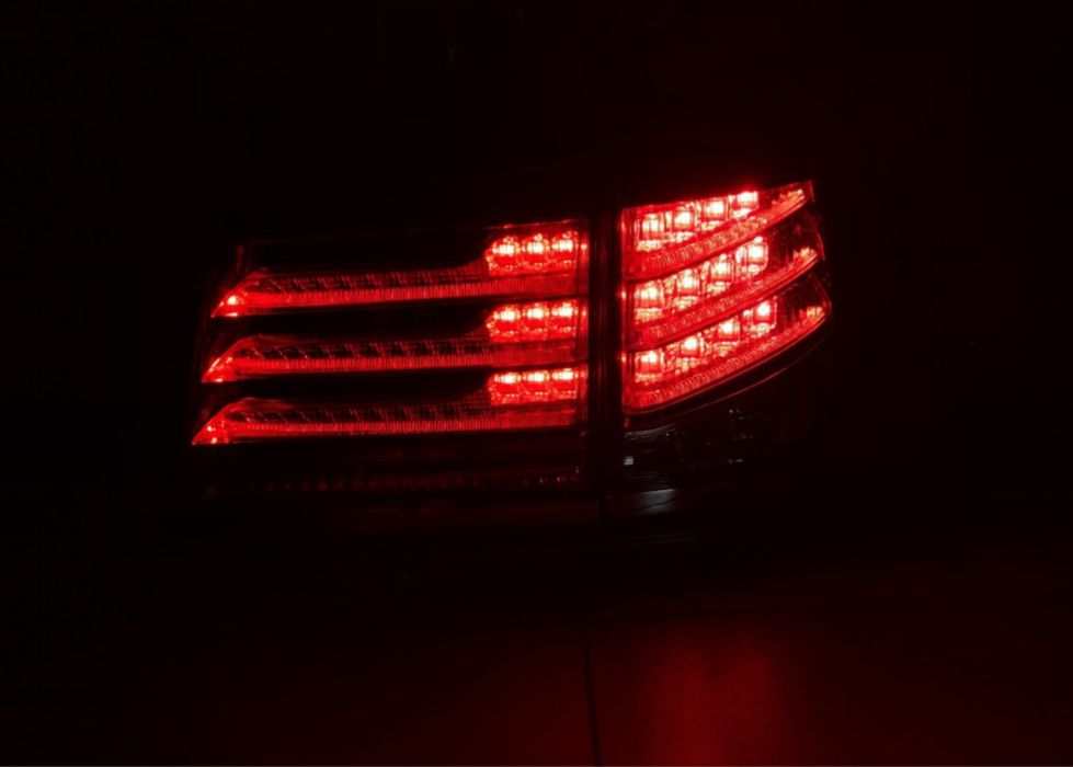 Задние фонари рестайлинг Lexus LX 570 2012-2015 красно-белые  арт 6249