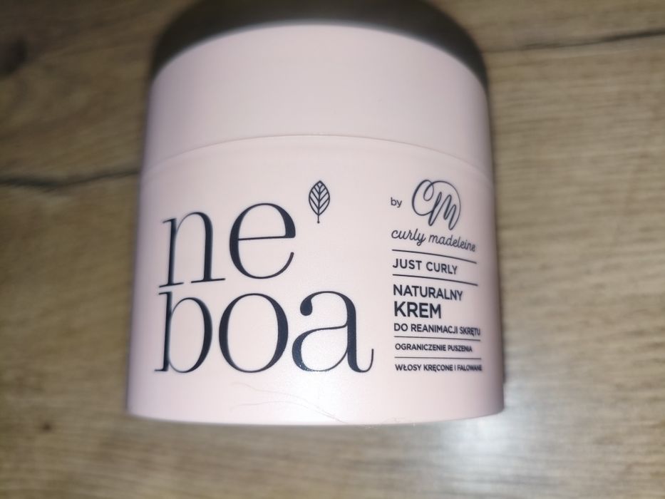 Neboa - krem do reanimacji skrętu włosów