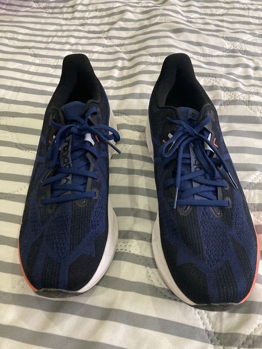 Asics Dynablast 5
