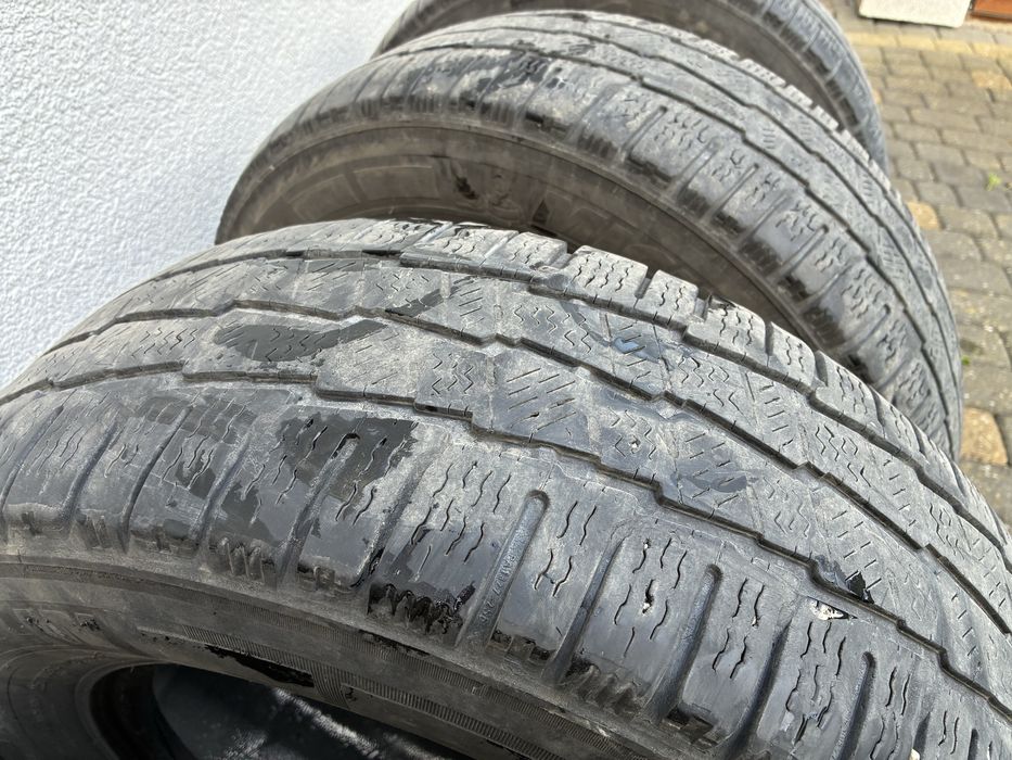 Зимові шини Мішелін 225 70 r15 c