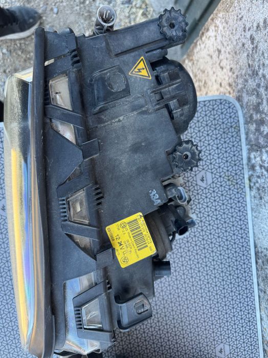 Vendo faróis xenon originais BMW e46 fase 2