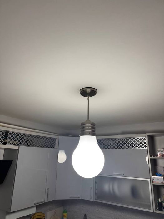 Дизайнерська люстра