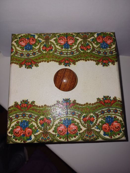 Шкатулка нова дерево