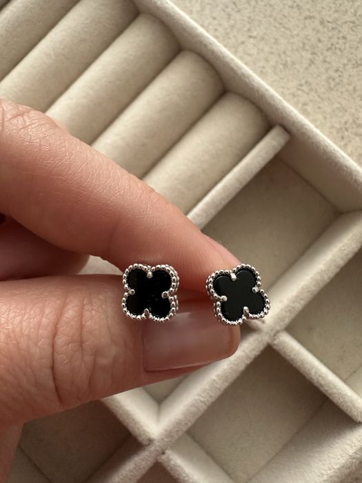 Сережки у стилі Louis Vitton, Cartier, Hermes