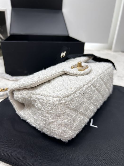 Сумочка в стилі Chanel