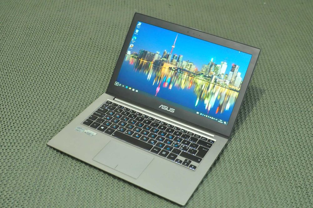 Игровой ноутбук Asus ux32v  (Core i7/ОЗУ 10Gb/500Gb /NVIDIA 2Gb)