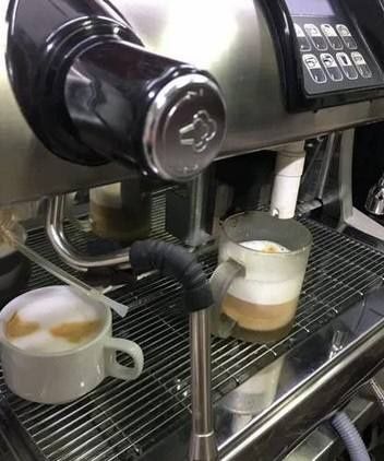 Терміновий ремонт кавоварок Ремонт кавомашин Виїзд Чистка Декалцинaція