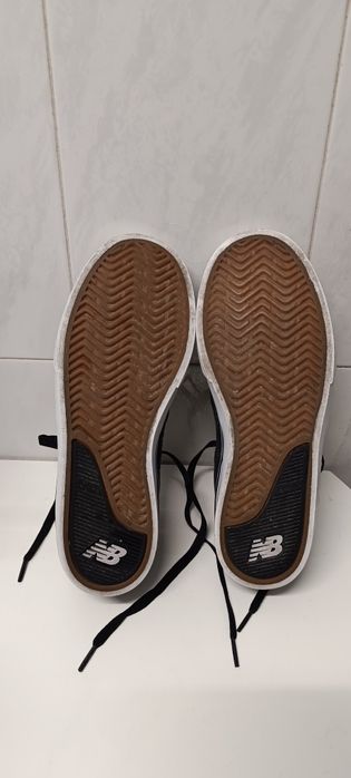 Tenis new balance 232
