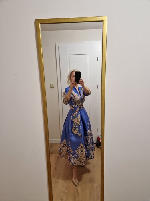 Sukienka wieczorowa koktajlowa