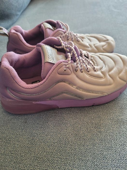 Adidasy marvel dla dziewczynki