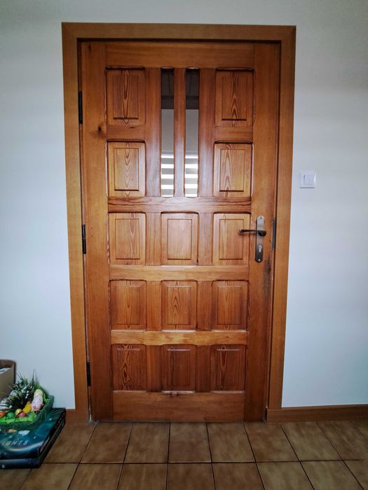 Drzwi drewniane lite 90