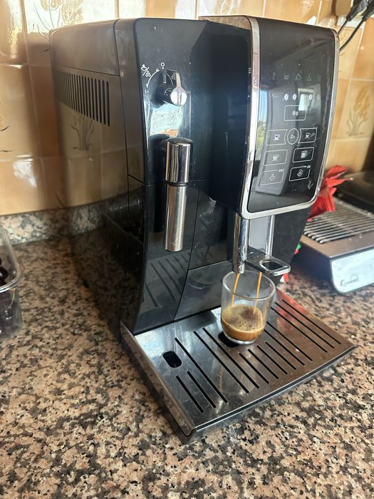 Maquina cafe delonghi