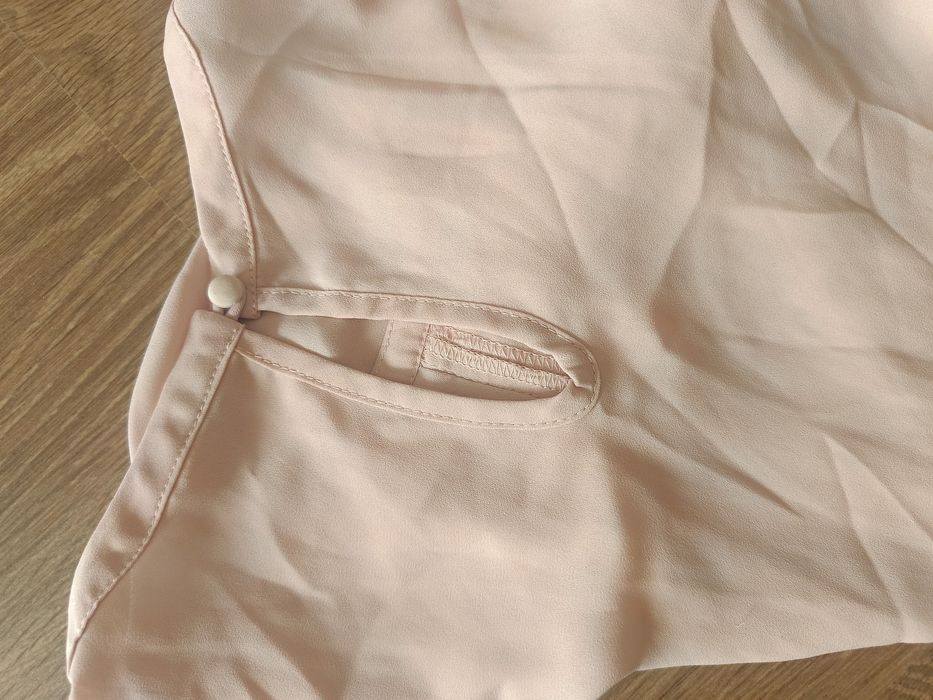 Bluzka elegancka beżowa M 50