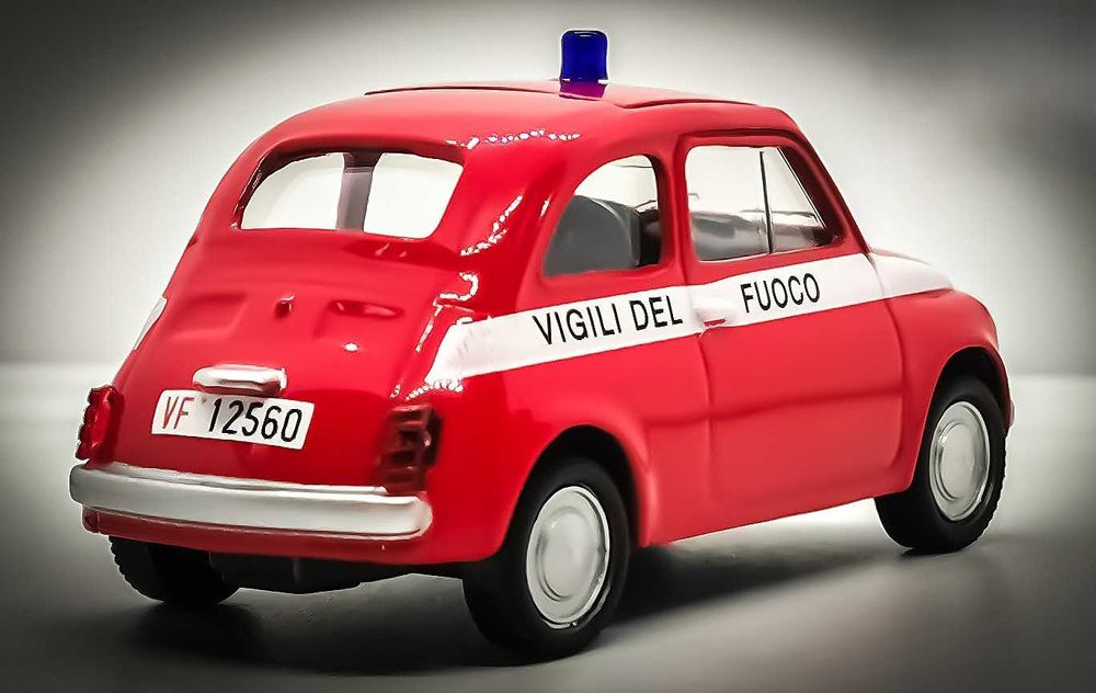 Model 1:43 Mondo Fiat 500 Vigili del Fuoco Włochy