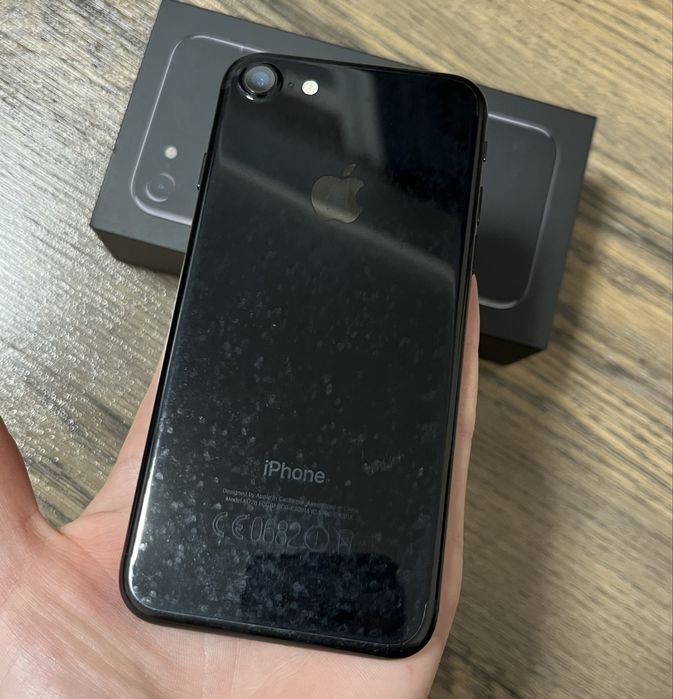 iPhone 7 Black 256GB — без ремонтов / Отличное состояние / Батарея 76%