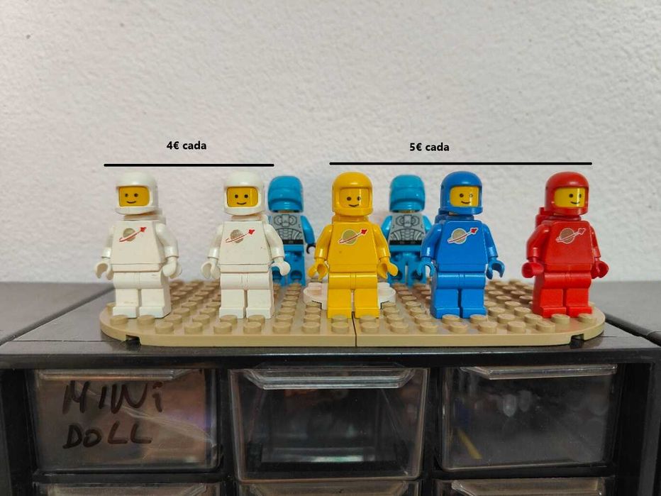 Minifiguras Lego Classic Space e Galaxy Squad