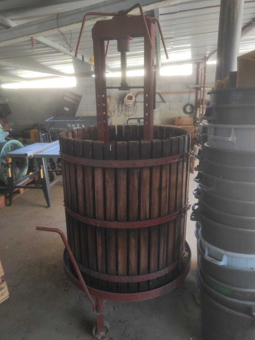 Prensa hidráulica de vinho com macaco e cincho