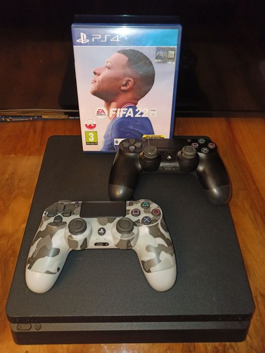 Sony PlayStation 4 Slim + dwa pada+ gra