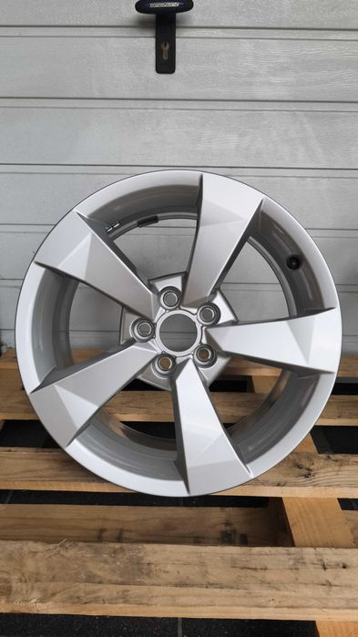 Felgi aluminiowe Audi A1 Vw Seat Skoda Vw 16" 5x100 Et34 (OL623F)