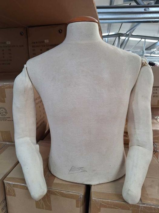 Bustos para exposição de roupa