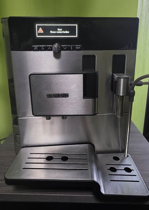Кавомашина Siemens EQ.7 Plus (TE712501DE) на запчастини або відновленн