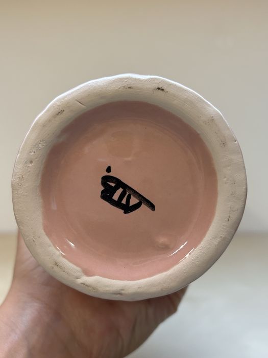 Conjunto de peças em cerâmica rosa Jarra mais suporte como novo