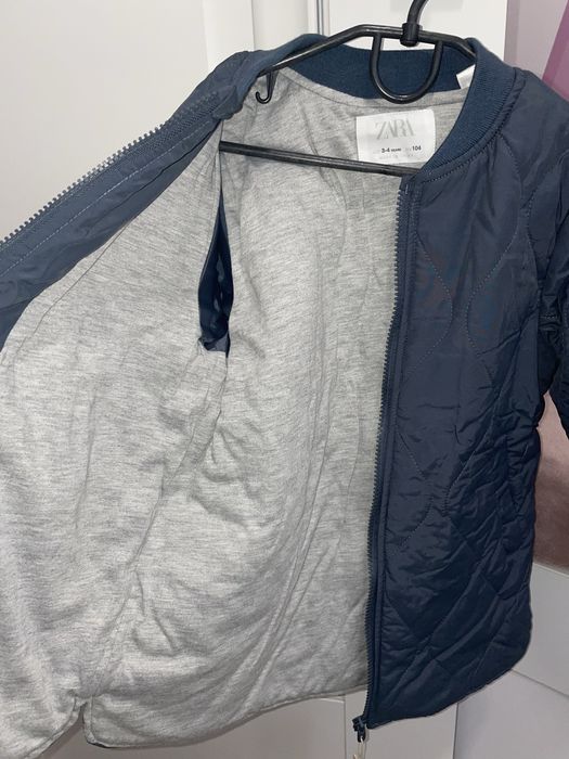 Куртка Zara 3-4 нова
