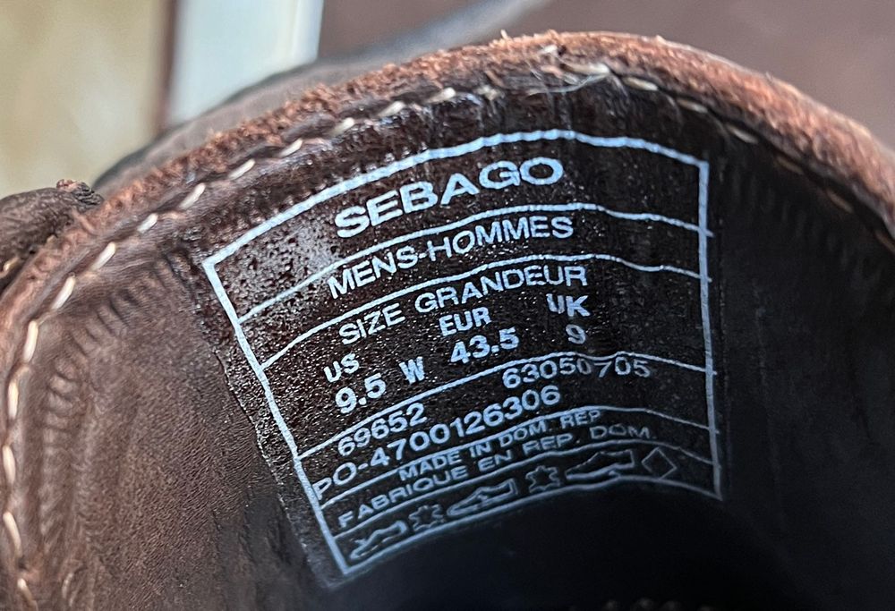 Botas Sebago em pele novas nunca usadas.