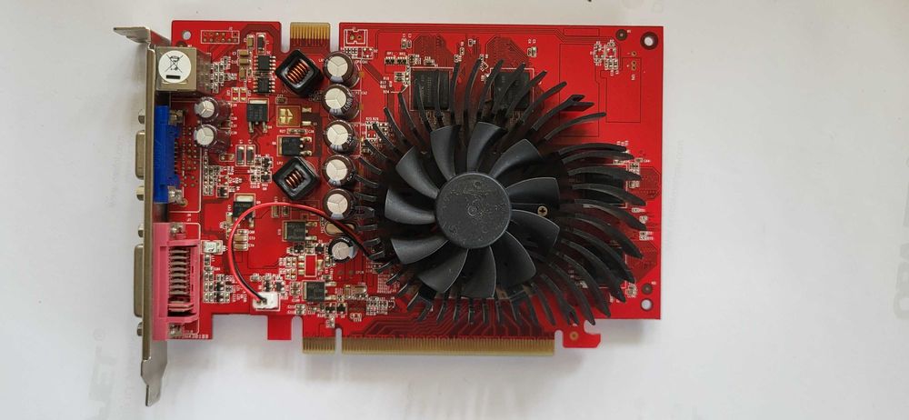 Karta graficzna retro Palit GeForce 7300 GT 256MB DDR2 [01]
