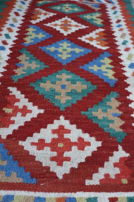 Ręcznie tkany kilim z Iranu 60x100 cm – wełna, etniczny