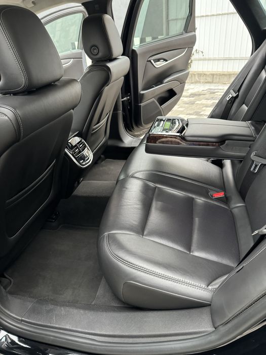 cadillac xts комфортне авто на газу