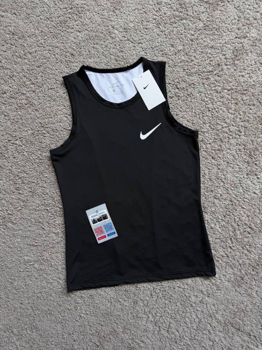 Компрессионная майка Nike Pro