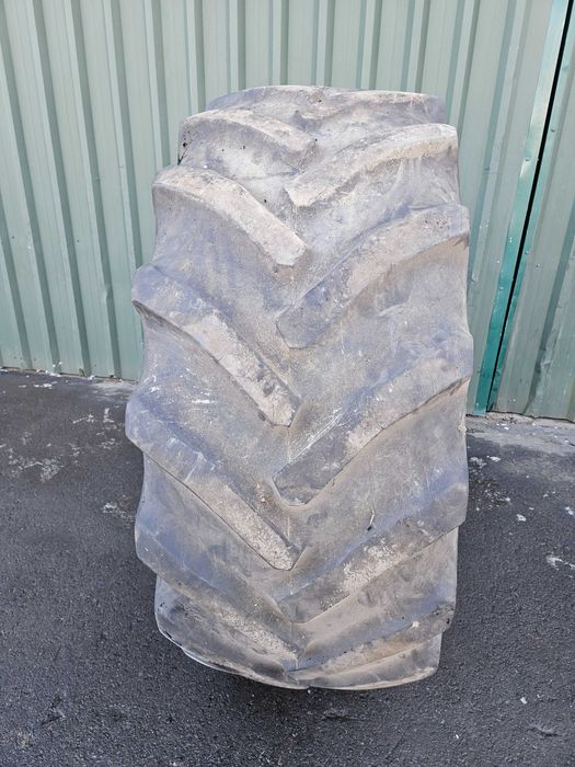 Opona Goodyear 600/70 - R 30 Super 600/70r30 DT 820