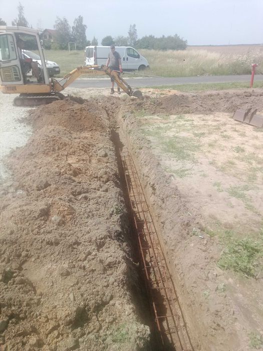 Usługi minikoparką  transportowe wywrotka 3.5  tony budowlane