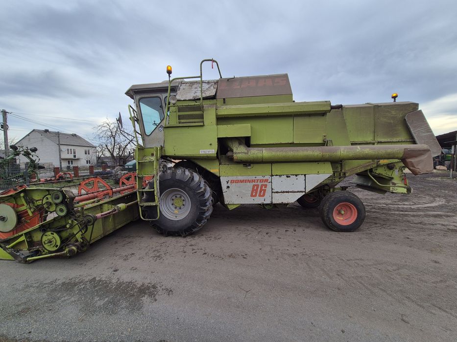 Claas dominator 86s