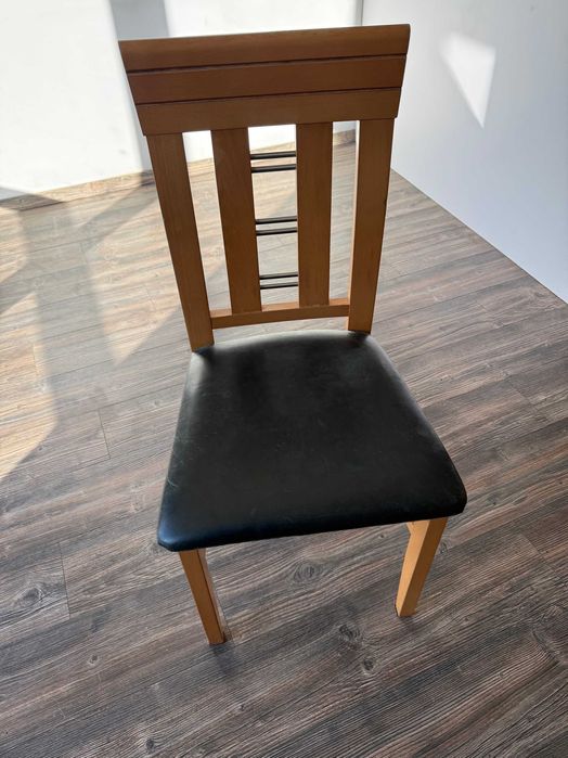 Stół z 6ma krzesłami