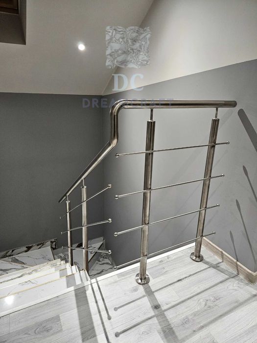 Balustrada nierdzewna szlifowana, malowana proszkowo