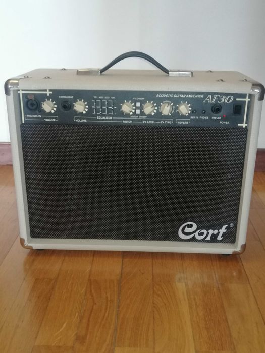 Amplificador Cort  AF 30426020122836357120