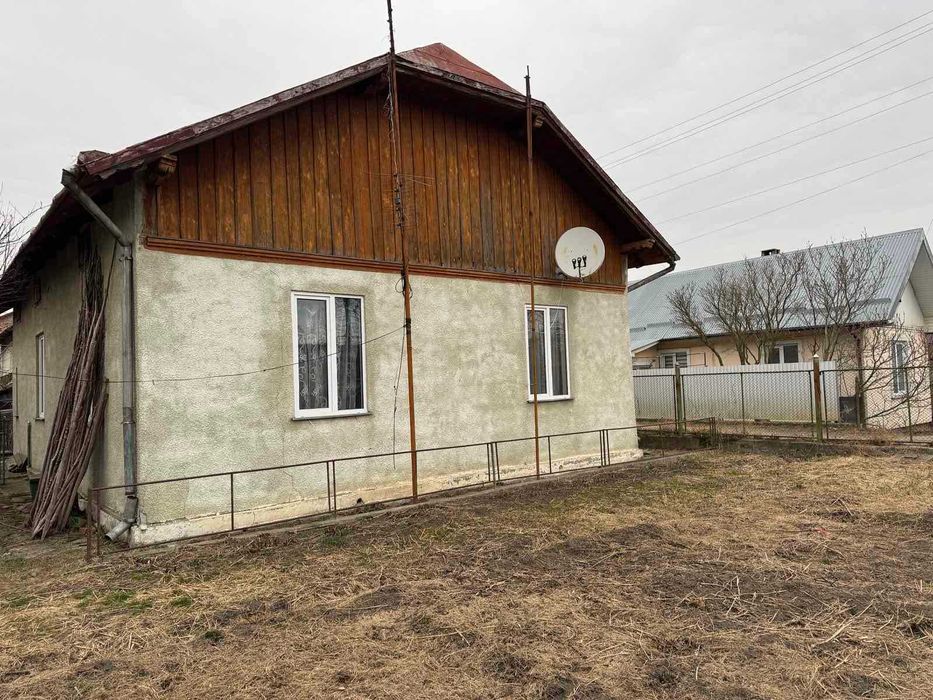 Продаж 4-кімнатного будинку + земля, р-н школи №2, у м. Дрогобич!