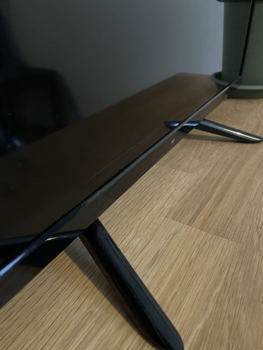 TV NEI 32NE4000 32" LED HD & comando, 80cm