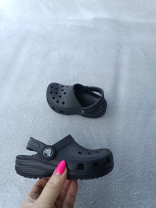 Детские шлепанцы Crocs р24