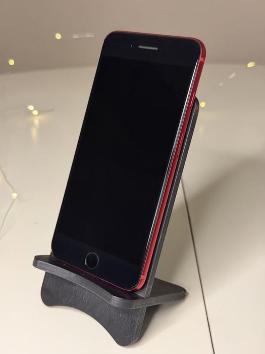 iPhone 8 Plus Red 256GB у відмінному стані, повний заводський комплект, акумулятор 100%.