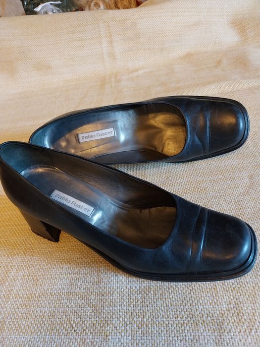 Sapatos pouco usados deixei de usar saltos