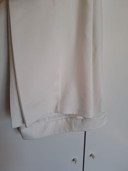 Garnitur damski biały