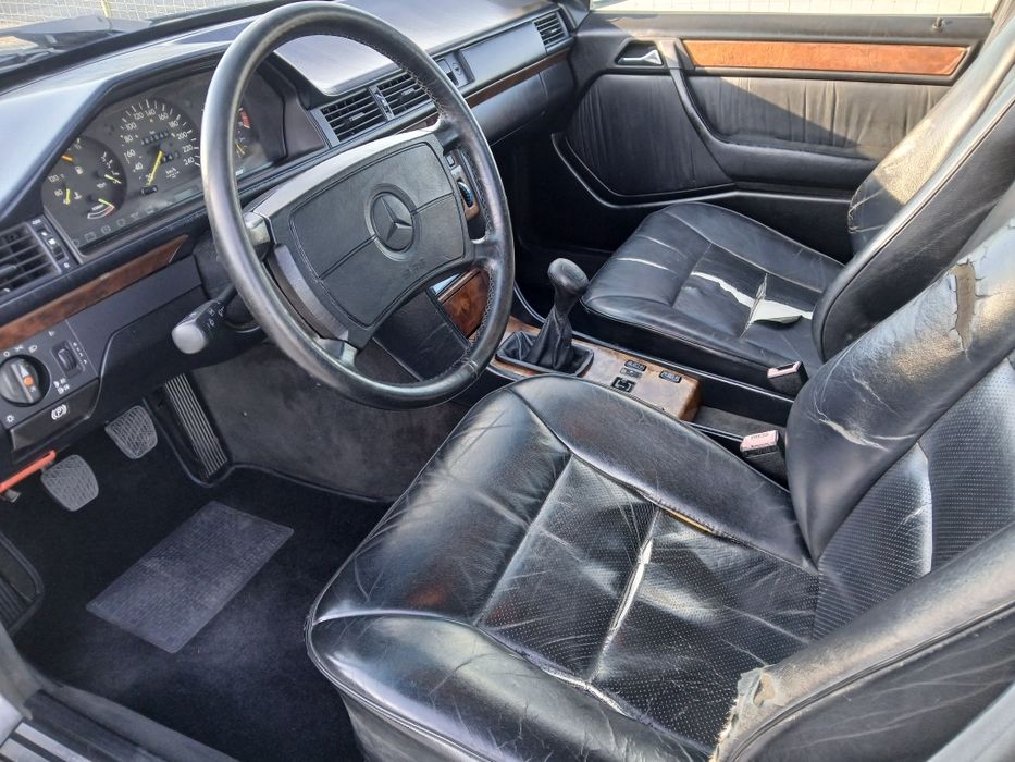Mercedes 260E w124